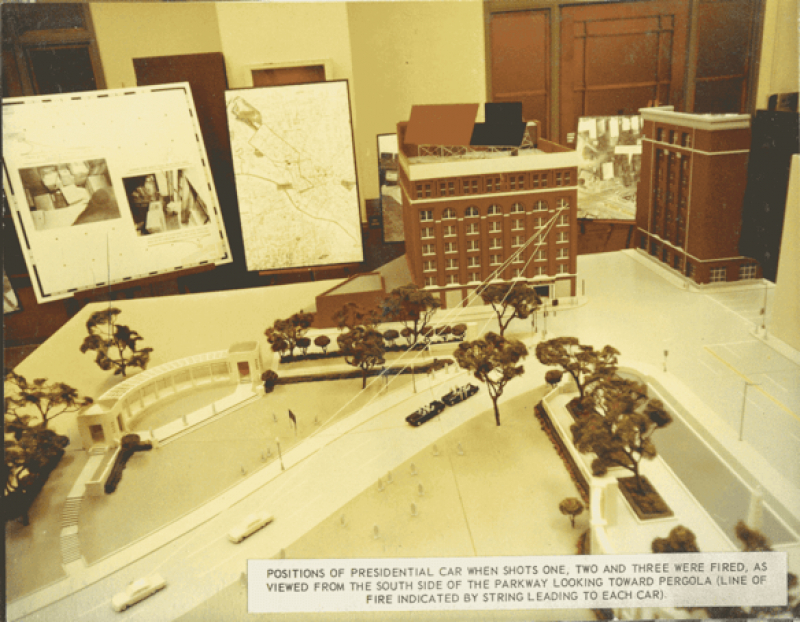 Warren Commission Document (WCD) 298: FBI Letter from Director of 20 Jan 1964 with Visual Aides Brochure